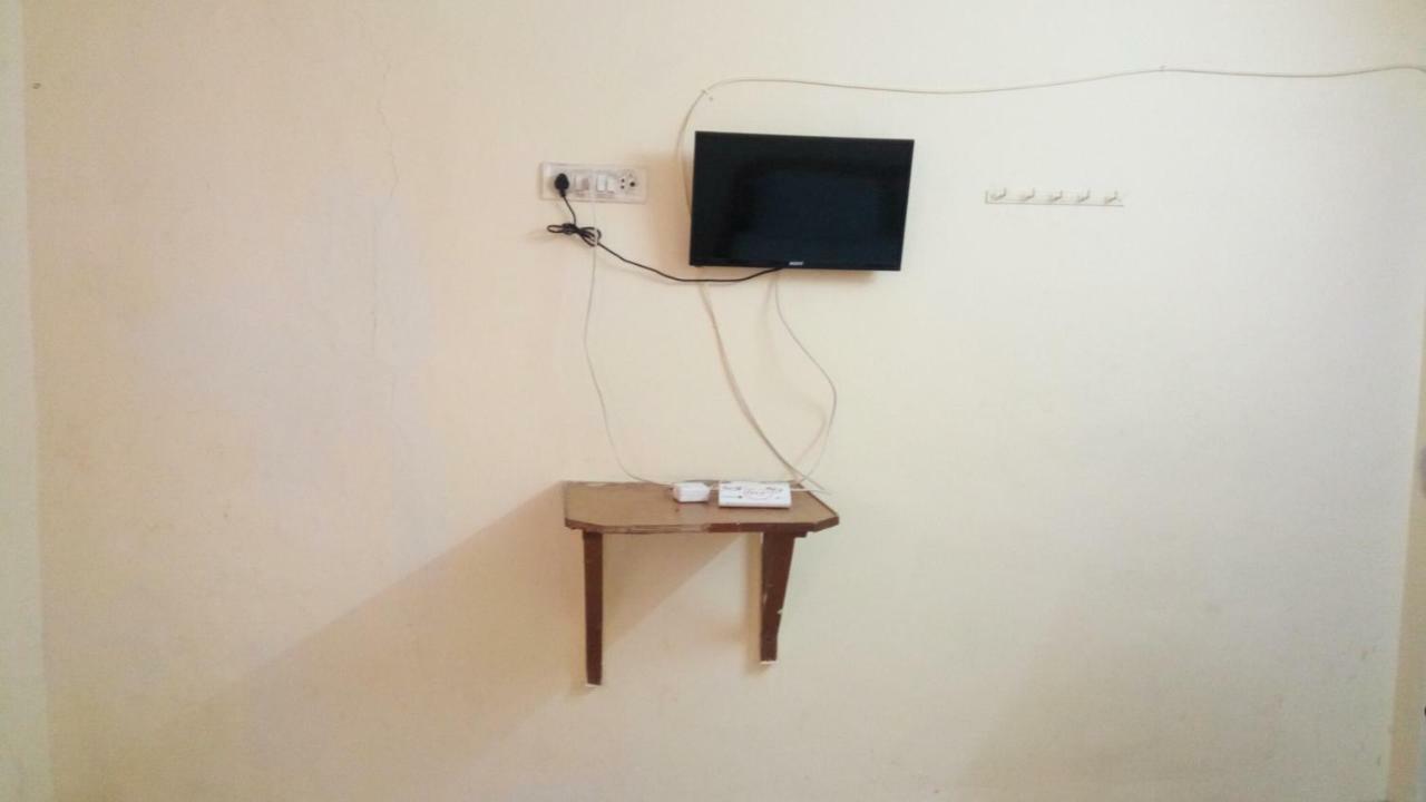 Hotel Sapna Lodge Vashi Ngoại thất bức ảnh