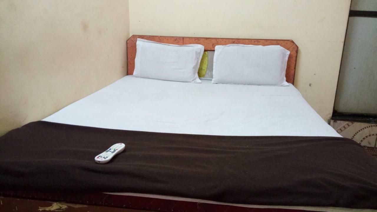 Hotel Sapna Lodge Vashi Ngoại thất bức ảnh
